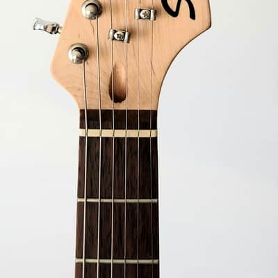 Squier Stratocaster Mini Red image 3