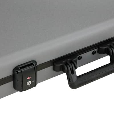 Fender Deluxe Molded Strat/Tele Case, Silver/Blue image 3