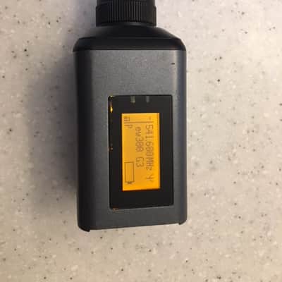Sennheiser EW 100 G3 A-Band Wireless Transmitter, Reciever, Shure 184, SKP 300 G3 Package image 14