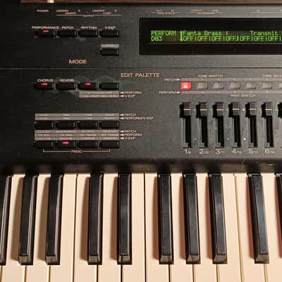 Roland JV-1000 image 2