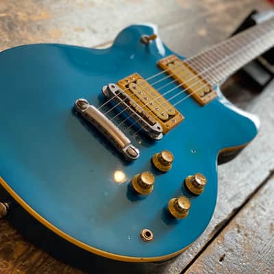 Vintage 1982 Japanese Yamaha SG800s Factory Metallic Blue w/ Vintage Leatherette Case image 4