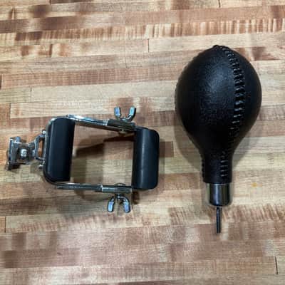 Latin Percussion LP281F Fusheki Foot Shaker Pedal Bracket with Maraca 2010s - Black/Chrome image 5