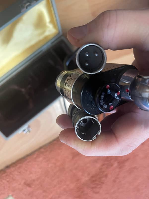 AKG D20 Silver / Black perfect working conditon image 1