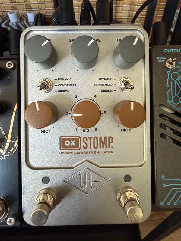 Universal Audio OX Stomp Dynamic Speaker Emulator 2023 - Present - Silver image 1