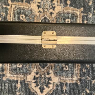Fender Vintage Molded Hardshell Case for Strat or Tele 70s-80s - Black image 14