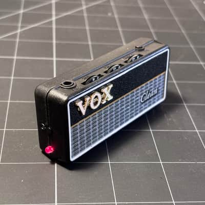 Vox amPlug 2 Clean Battery-Powered Guitar Headphone Amplifier 2017 - Present - Black / Silver image 8