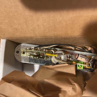 Fender 1960 Custom Shop Telecaster Vintage White Heavy Relic image 4