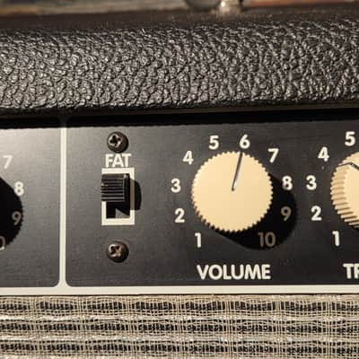 Fender Vibro-King Custom 60-Watt 3x10" Guitar Combo w/ Footswitch image 4