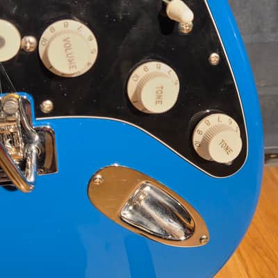 Fender 2024 MIJ Limited International Color Stratocaster Maui Blue w/ Aftermarket HSC image 7
