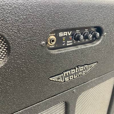 Motion Sound SRV-212 Passive 2x12 Rotary Extension Cabinet with Footswitch 4ohm - Black image 3