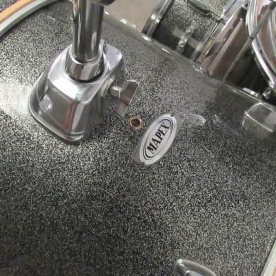 Mapex QR Series Five-Piece Full Drum Set in Black Sparkle Finish with Wooden Hoops & Rack Mounts image 11