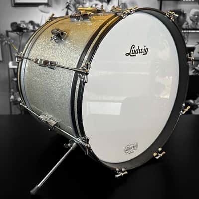 Ludwig No. 996-1 Club Date Outfit Drum Set (8x12"/14x14"/14x20") w/ Keystone Badges 1967 - Silver Sparkle image 16