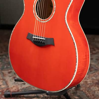 Taylor Doyle Dykes Signature Model Thin Body Grand Auditorium Acoustic/Electric Guitar with Hardshell Case image 4