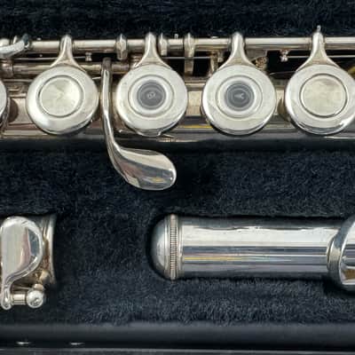 Yamaha YFL-285SII - open hole student flute image 4