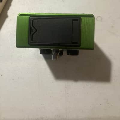 Way Huge WHE401 Swollen Pickle MkII Jumbo Fuzz 2010 - 2019 - Green image 6