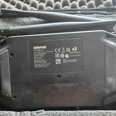 Shure GLXD24+/SM58 Z3 Dual Band Wireless Microphone System image 3