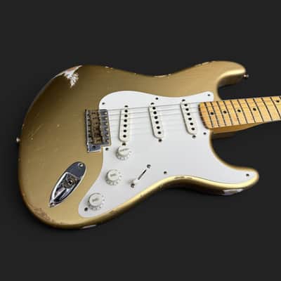 Fender '57 Stratocaster Relic HW '57 Pickups 3,4kg 2022 - Aged HLE Gold - VIDEO image 6