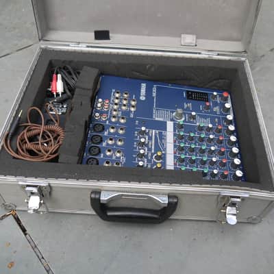 Yamaha MG82CX 8 Channel Mixer 2010s - Blue image 4