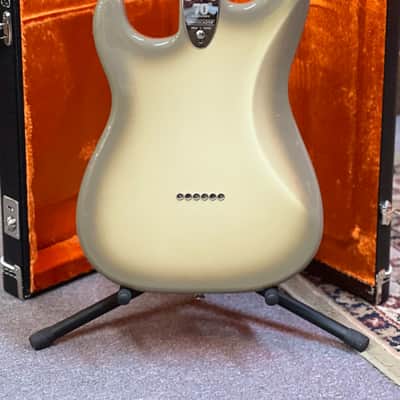 2024 Fender 70th Anniversary Vintera II Stratocaster - Antigua image 8