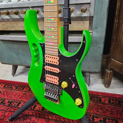 1987 Ibanez Jem 777 LGN #277 of 777 Loch Ness Green image 3