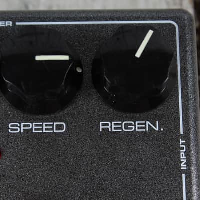 MXR M117R Flanger Pedal Electric Guitar Flanger Effects Pedal image 4