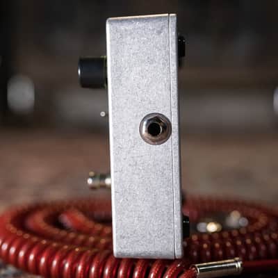 Electro-Harmonix Bass Big Muff Pi Bass Distortion/Sustainer Pedal image 4