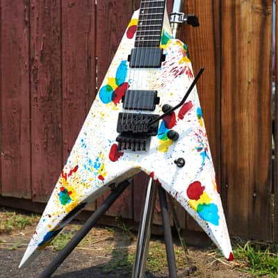 ESP USA V-II FR Jawbreaker Satin 6-String Electric Guitar w/ Black Tolex  Hard Case image 13