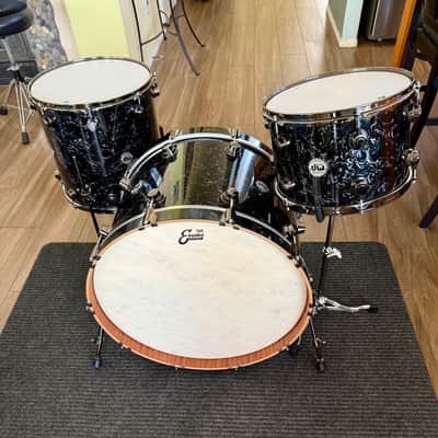DW Collector's Series Maple Mahogany Drum Set Black Velvet 13 16 24 image 1