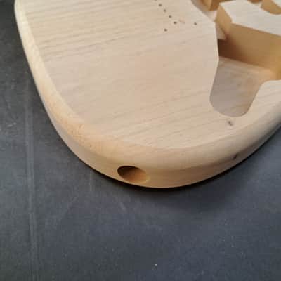 Unfinished Alder SSS Hardtail guitar body - fits Fender Strat Stratocaster necks J2476 image 3