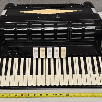 Titano Titan Piano Accordion 41/120 W/Case W/Pickup Tested image 8