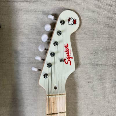 Squier Hello Kitty Stratocaster 2025 White Electric Guitar image 3