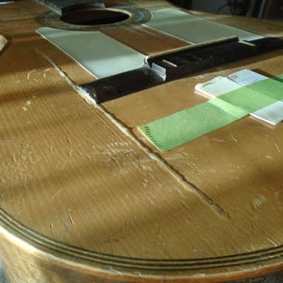 Viuda De Santos Hernandez Guitarrería labeled guitar image 19