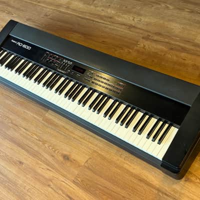 Roland RD600 Digital Piano