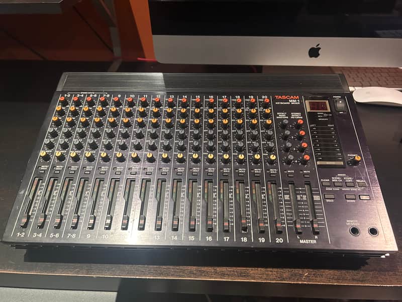 TASCAM MM-1 Keyboard Mixer 1990s Black image 1