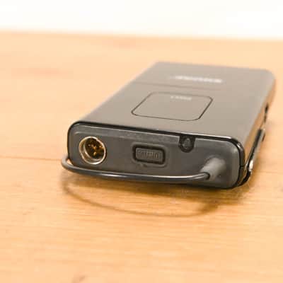 Shure PGX14 Wireless Beltpack System J6 Band - 572-590 MHz (NO PSU) CG01YFU image 17