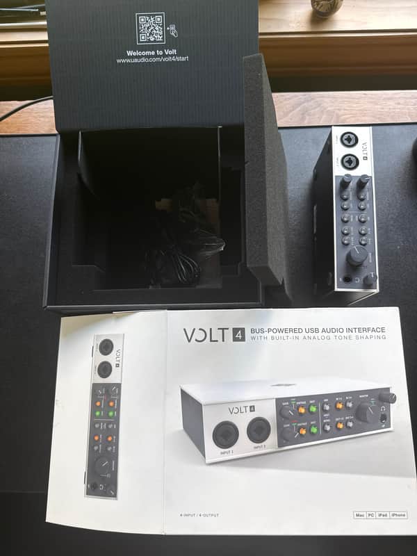 Universal Audio Volt 4 USB Audio Interface - Silver image 1