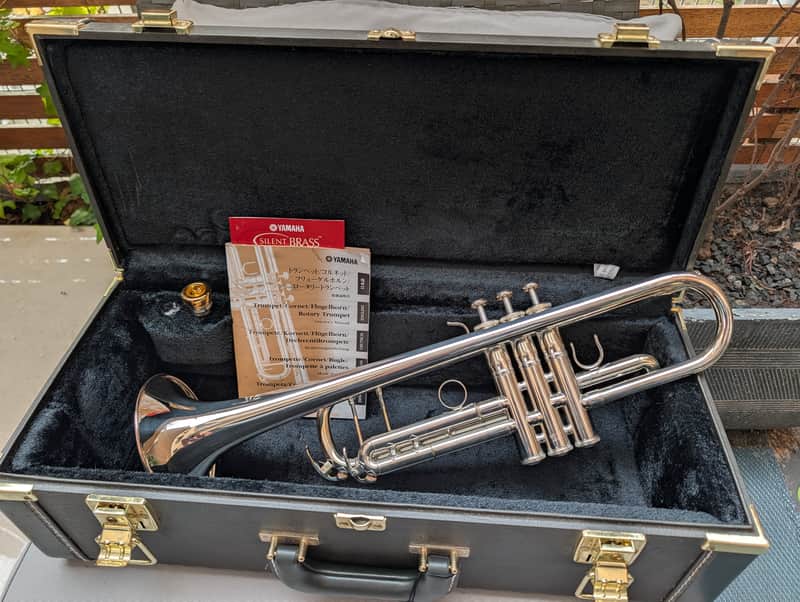 Yamaha YTR-8345G Custom Xeno Bb Trumpet Mint Condition - Played just a few times! 2012 - Large Bore / Gold Brass Bell image 1