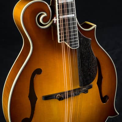 Eastman MD615-GB Goldburst F Style Mandolin with Pickup NEW image 6