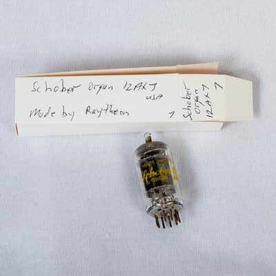 Vintage Schober Organ 12AX7 Preamp Tube – Made by Raytheon – USA – Tests Good image 1