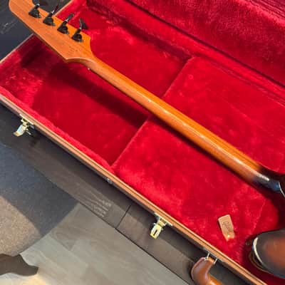 Gibson Thunderbird 2018 - Vintage Sunburst image 6
