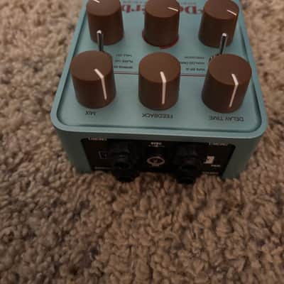 Universal Audio Del-Verb Ambience Companion 2023 - Present - Seafoam Green image 2