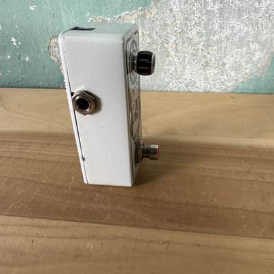Pigtronix Class A Boost Micro 2018 - White / Black image 5