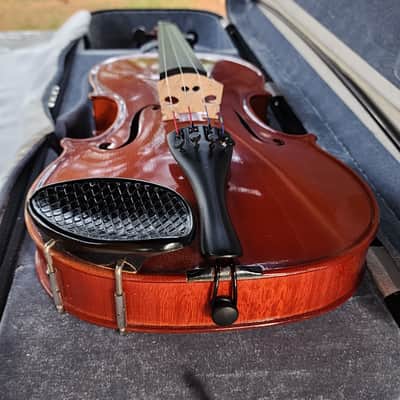 Karl Hofner Violin Model 7- 4/4 Full size, Concord case, D'addario tuner, Kun chin rest, K.Holtz. FG bow image 18