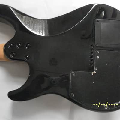 Peavey AT-200 Auto Tune Self-Tuning  Electric Guitar Black image 6