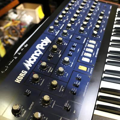 Korg Mono/Poly 1980s - Blue image 6