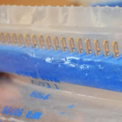(4)Amphenol Wire Pro 143-022-01 Female Edge Connectors As New image 2