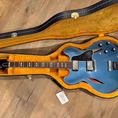 Gibson Custom Shop Trini Lopez 64 - Pelham Blue Limited run image 4
