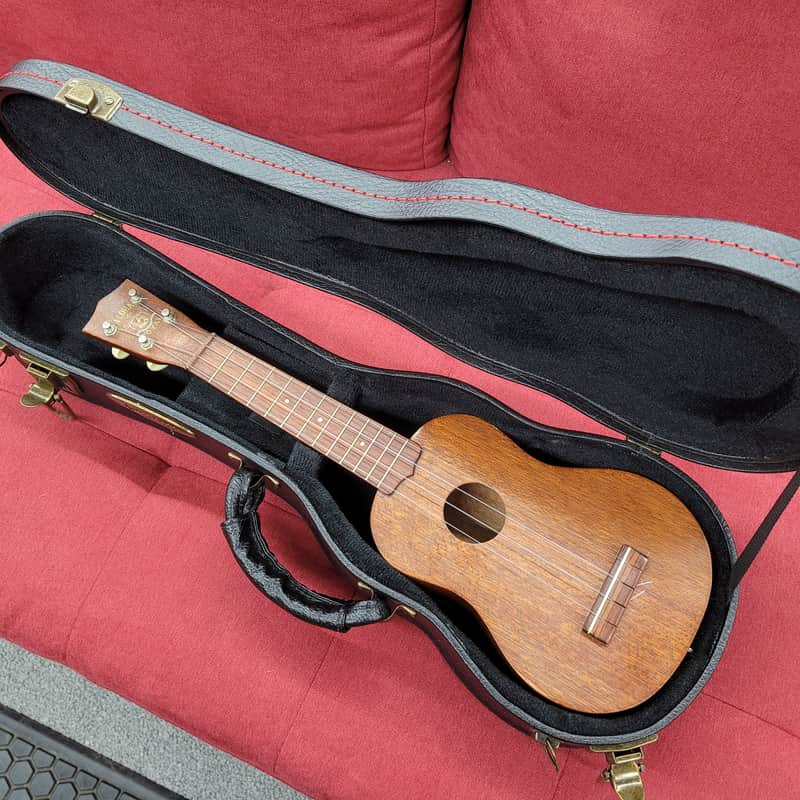 Aloha Royal Soprano Ukulele with Case - Mahogany image 1