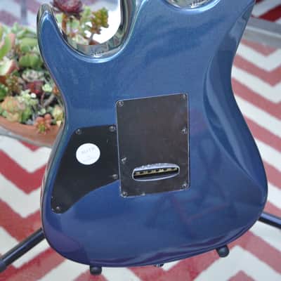 Fender Showmaster 2004 Atlantic Blue Metallic image 6