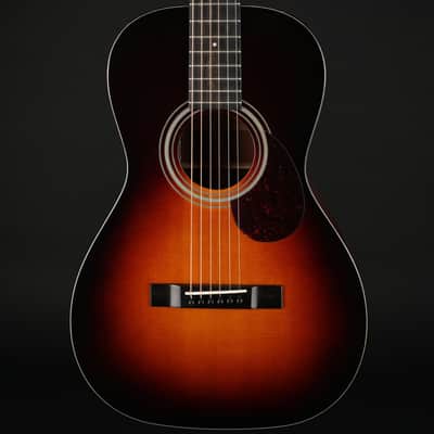 Eastman E1P-DLX-SB Deluxe Electro Acoustic Parlour Guitar with Gig Bag #M2527569 image 1